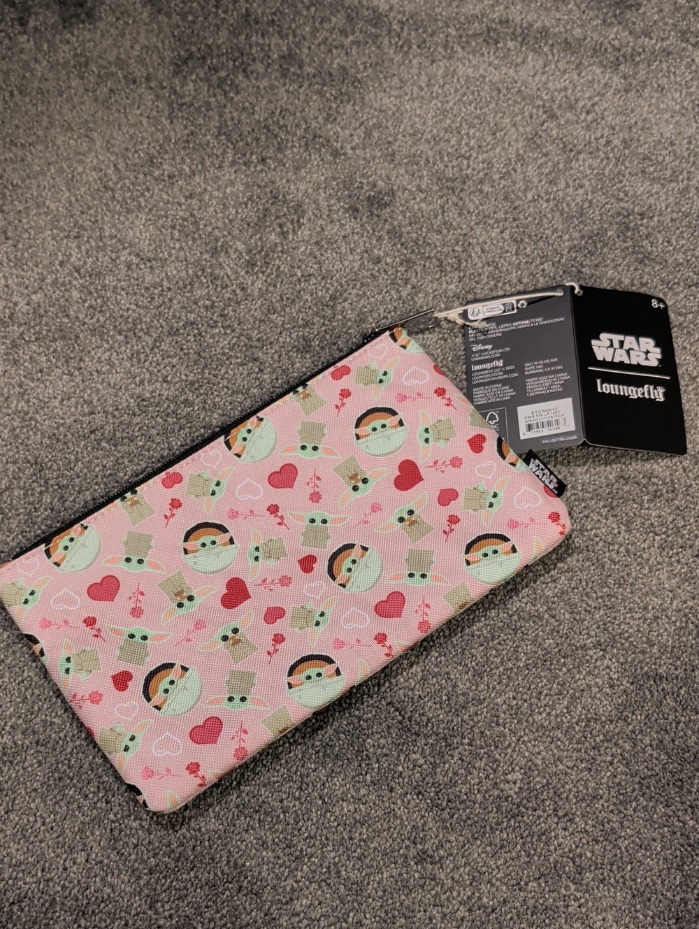 NWT Star Wars Grogu & Pink Hearts Zip Pouch